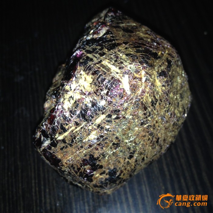 红宝石原石