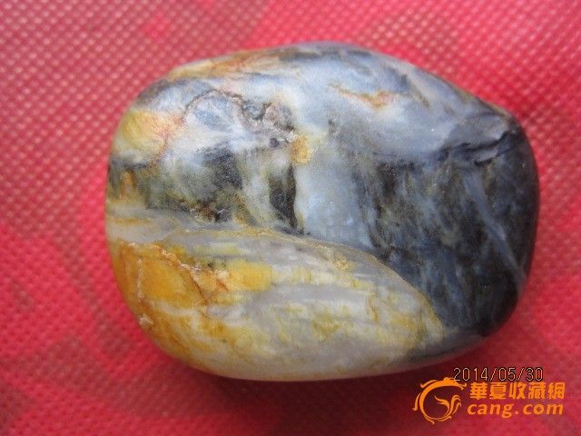 新疆和田玉青花籽料_新疆和田玉青花籽料价格