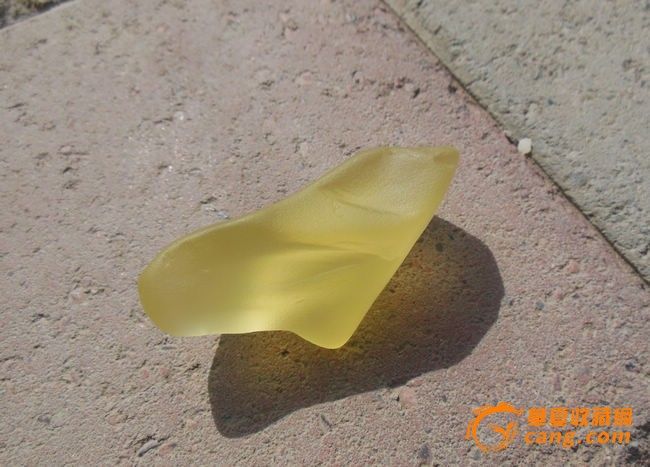 新疆宝石光原石_新疆宝石光原石价格_新疆宝石光原石图片_来自藏友乌尔禾宝石光_玉石_地摊交易_华夏收藏网 cang.com