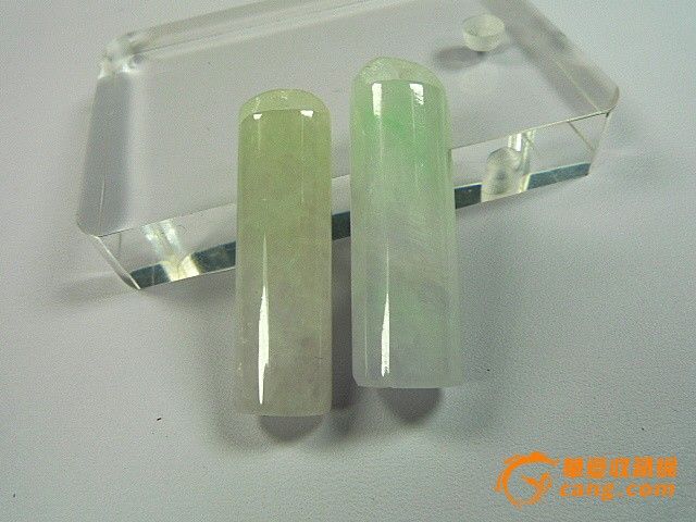 缅甸A货老坑翡翠阾管一对挂件_缅甸A货老坑翡
