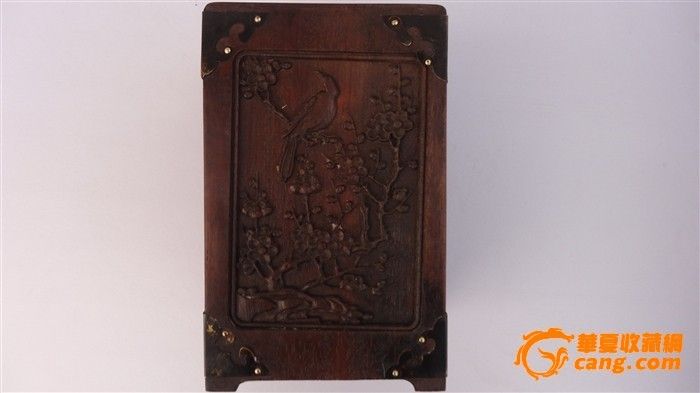 一个雕刻精美漂亮的花梨木四君子笔筒 四角包