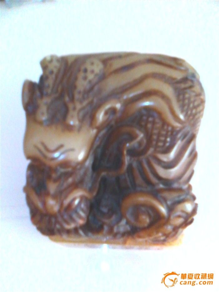 怪异的元朝龙凤印章香烟钮帝师_怪异的元朝帝南京牌田黄细支烟图片