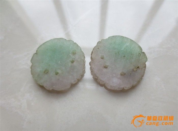 D366清代一对糯冰翡翠圆帽花_D366清代一对