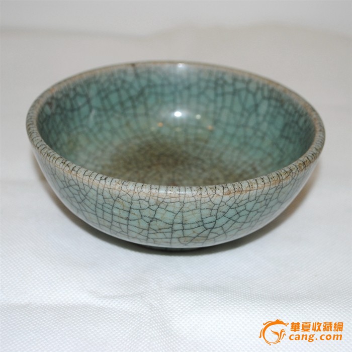 明代仿哥官窑小碗