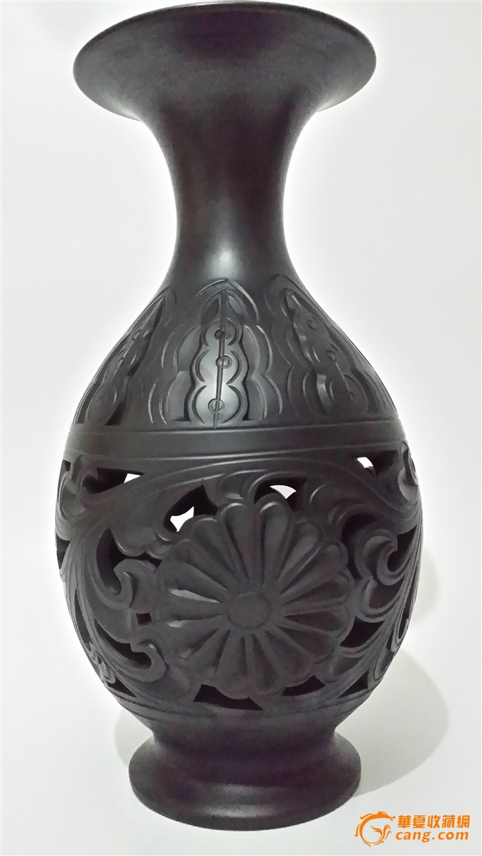 灵透黑陶手工镂空雕刻菊花瓶