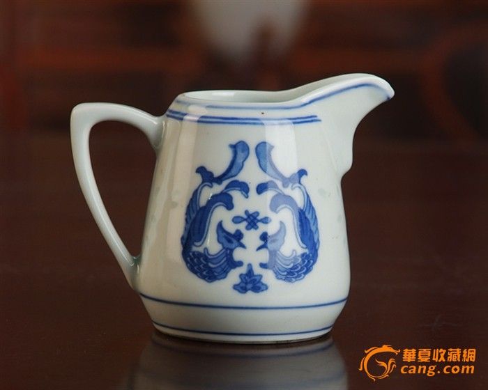 景德镇\/文革瓷器\/光明瓷厂美研室青花玲珑双凤图珠玉款公道杯_景德镇\/文革瓷器\/光明瓷厂美研室青花玲珑双凤图珠玉款公道杯价格_景德镇\/文革瓷器\/光明瓷厂美研室青花玲珑双凤图珠玉款公道杯图片_来自藏友瓷海渔者_陶瓷_地摊交易_华夏收藏网 cang.com