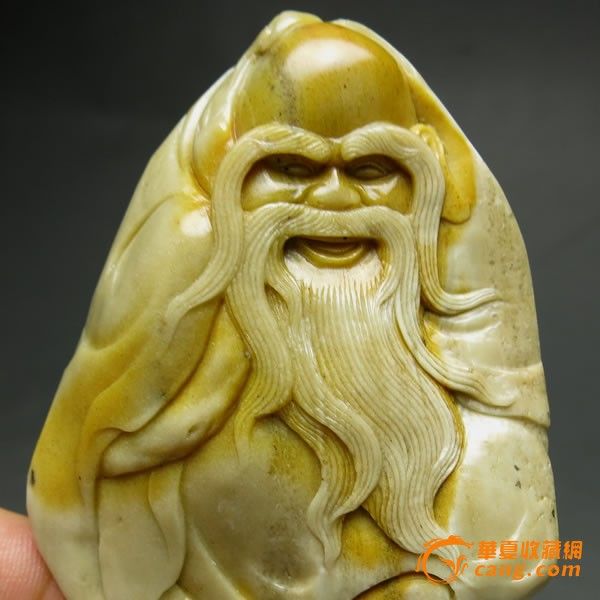 寿山石雕刻寿星银包金黄心牛蛋石把件精品公美女蟒男吃图片