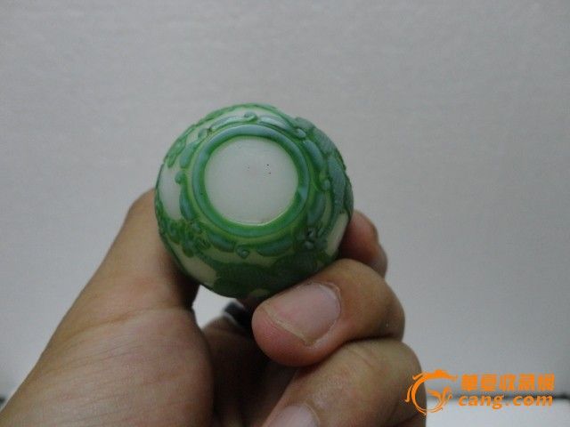 翡翠琉璃鼻烟壶_翡翠琉璃鼻烟壶价格_翡翠琉