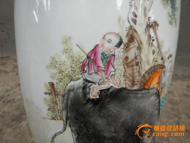 地摊交易区所展示的物品交易信息,其真实性、准确性和合法性由信息发布人负责,华夏收藏网不承担任何法律责任。 华夏收藏网有两种交易模式,1、买卖双方私下协商自行交易;2、买卖双方委托华夏收藏网代理交易。 凡是用户私下交易免费,但本网不承担任何责任。华夏收藏网提醒:为保障您的利益,推荐您选择委托华夏收藏网代理交易,具体安全交易方法如下: 代理交易其运作的实质是以华夏收藏网为货与款转移的中介,提供让买卖双方都放心货款转移的一种服务。 1、买卖双方通过看图、交流达成交易意向,买家将货款作为押金汇至本网,本网收到押金