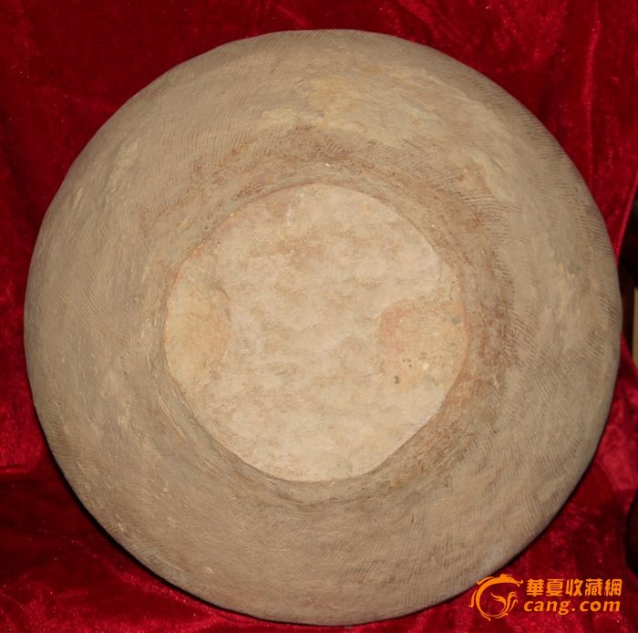 马家窑陶罐