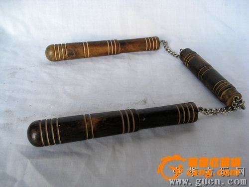 不知是什么木的三节棍_不知是什么木的三节棍