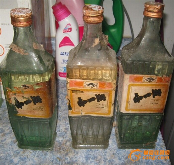 特价九十年代早中期方瓶南四湖大曲三瓶_特价