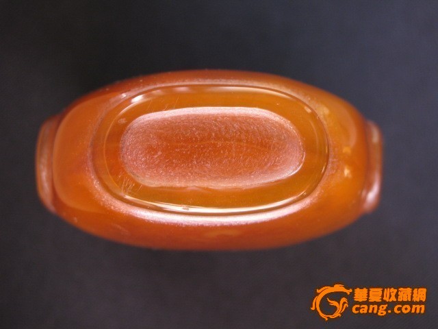 清玛瑙鼻烟壶