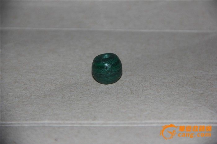 开门老孔雀石一线价格配珠串非常好_开门老孔