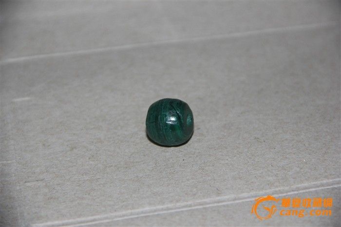 开门老孔雀石一线价格配珠串非常好_开门老孔