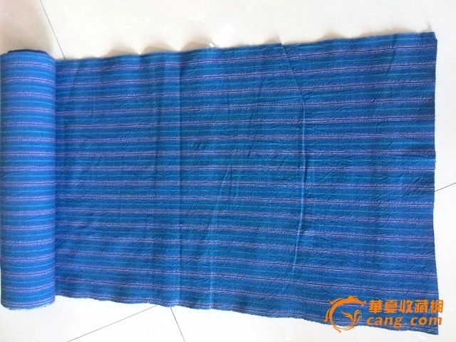 地摊交易区所展示的物品交易信息,其真实性、准确性和合法性由信息发布人负责,华夏收藏网不承担任何法律责任。 华夏收藏网有两种交易模式,1、买卖双方私下协商自行交易;2、买卖双方委托华夏收藏网代理交易。 凡是用户私下交易免费,但本网不承担任何责任。华夏收藏网提醒:为保障您的利益,推荐您选择委托华夏收藏网代理交易,具体安全交易方法如下: 代理交易其运作的实质是以华夏收藏网为货与款转移的中介,提供让买卖双方都放心货款转移的一种服务。 1、买卖双方通过看图、交流达成交易意向,买家将货款作为押金汇至本网,本网收到押金