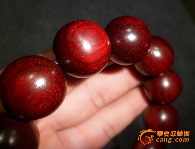 带星小叶紫檀手串_带星小叶紫檀手串价格_带星小叶紫檀手串图片_来自藏友老玩堂_木器_地摊交易_华夏收藏网 cang.com