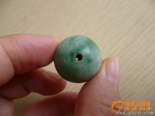 清代翡翠珠