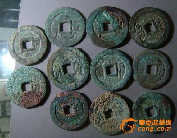 地摊交易区所展示的物品交易信息,其真实性、准确性和合法性由信息发布人负责,华夏收藏网不承担任何法律责任。 华夏收藏网有两种交易模式,1、买卖双方私下协商自行交易;2、买卖双方委托华夏收藏网代理交易。 凡是用户私下交易免费,但本网不承担任何责任。华夏收藏网提醒:为保障您的利益,推荐您选择委托华夏收藏网代理交易,具体安全交易方法如下: 代理交易其运作的实质是以华夏收藏网为货与款转移的中介,提供让买卖双方都放心货款转移的一种服务。 1、买卖双方通过看图、交流达成交易意向,买家将货款作为押金汇至本网,本网收到押金