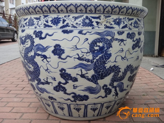 青花龙纹大缸