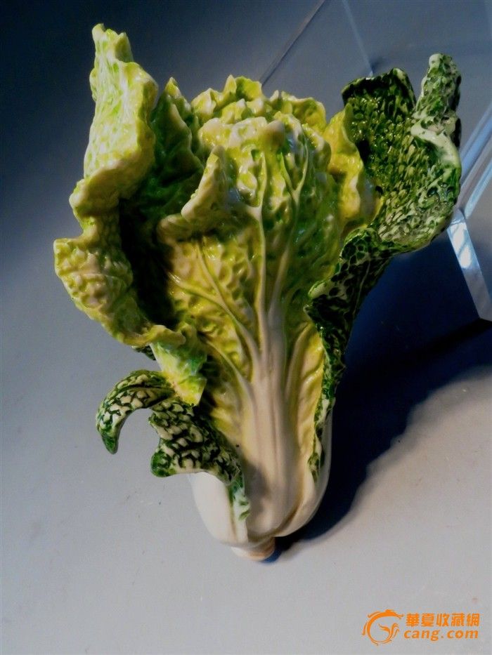 建国初期 工艺美术大师制作的雕塑瓷雕瓷白菜