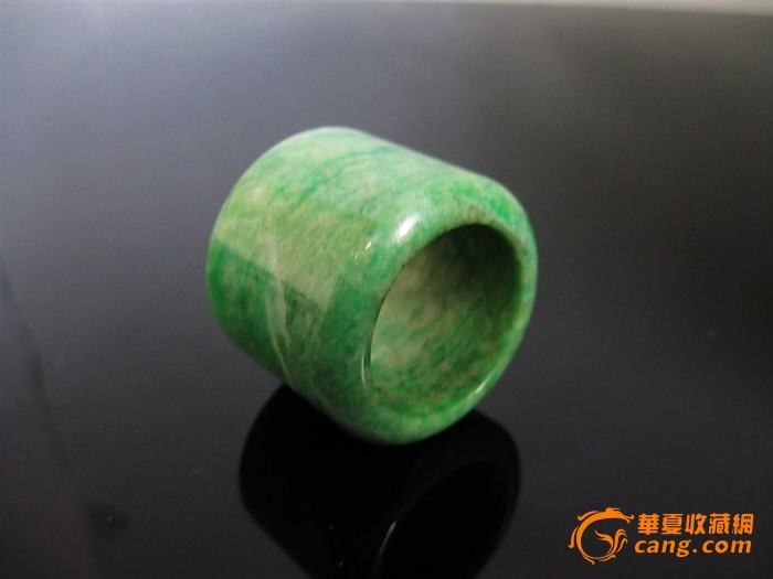 清代翡翠扳指