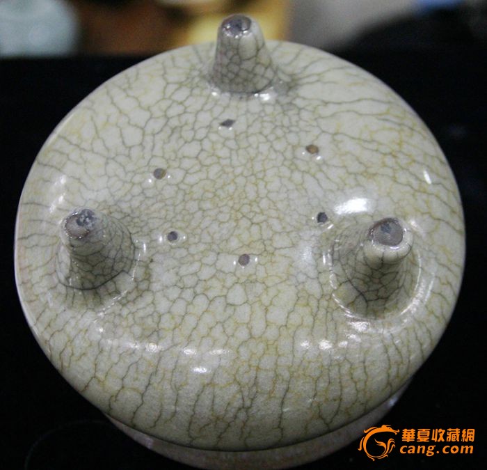 哥窑香炉