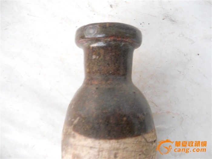 地摊 陶瓷 明清 ></p></a> 老油瓶