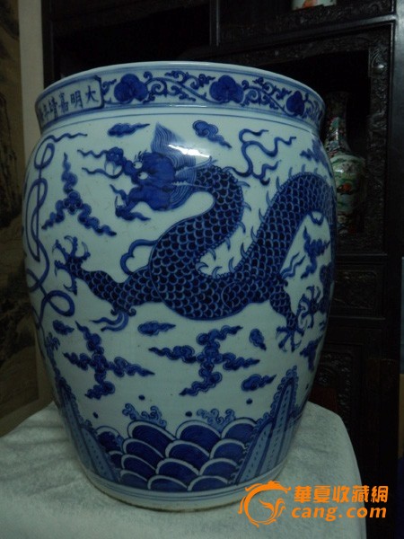明青花龙缸