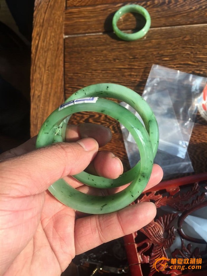 俄罗斯和田碧玉 苹果绿手镯
