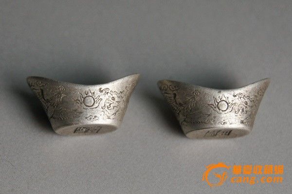 龙凤呈祥双福老银小元宝一对(有款)_龙凤呈祥双福老银小元宝一对(有款)价格_龙凤呈祥双福老银小元宝一对(有款)图片_来自藏友修男_珠宝_地摊交易_华夏收藏网 cang.com