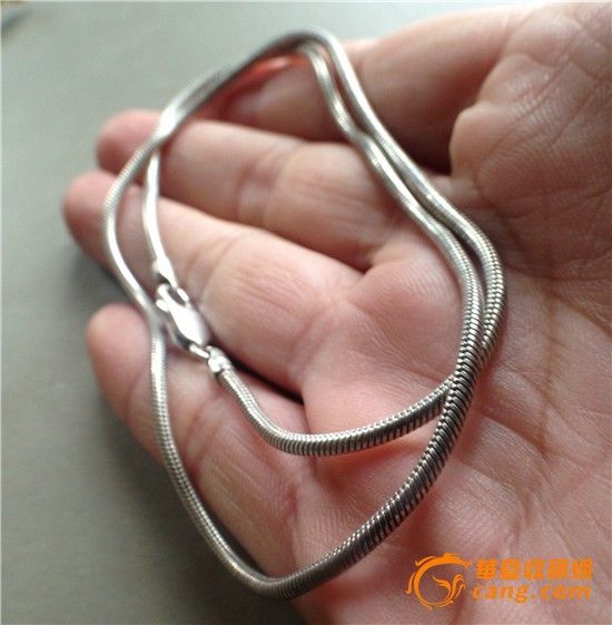 【玉泉文玩】C575-欧洲回流意大利925银锁骨链_【玉泉文玩】C575-欧洲回流意大利925银锁骨链价格_【玉泉文玩】C575-欧洲回流意大利925银锁骨链图片_来自藏友霚里看花_衍生品_地摊交易_华夏收藏网 cang.com