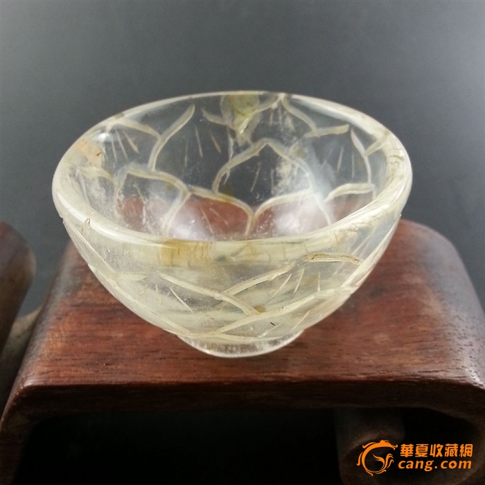 传世清代老水晶雕莲花瓣水晶小碗 水呈水洗 古玩杂项
