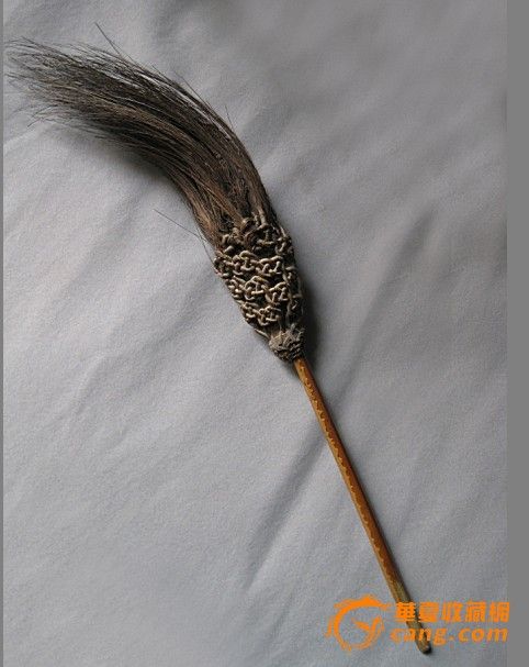 编织精巧的古藤把棕毛拂尘-图1