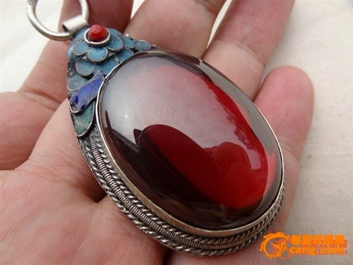 老银镶嵌珐琅彩老红宝石吊坠