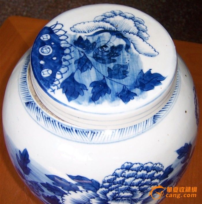 清康熙青花花卉纹人头罐