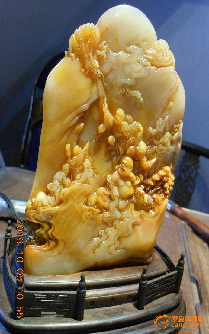 昌化白田黄冻石"九应真"--*多通透雕刻特别精湛的大师珍品!