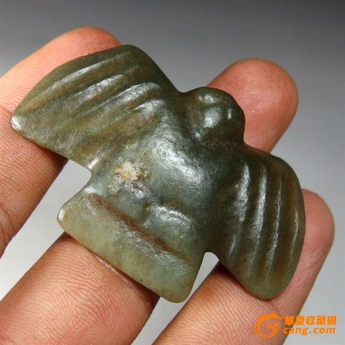 商周和田青碧玉蝙蝠一只