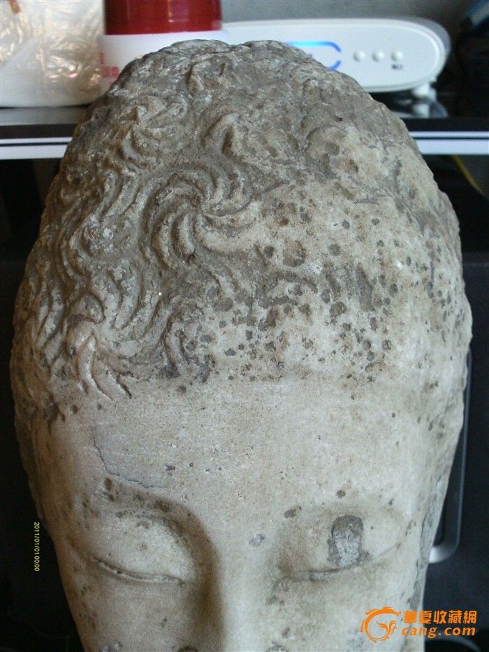 元代汉白玉佛头