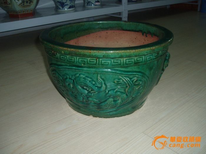 绿釉花盆