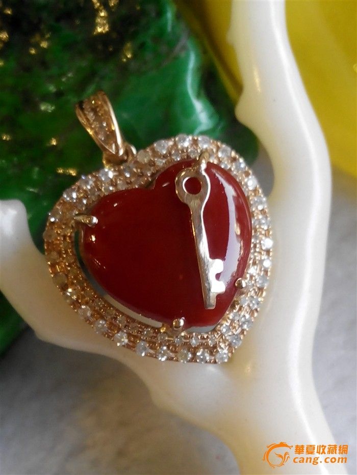 阿卡珊瑚心形吊坠._地摊交易_华夏收藏网