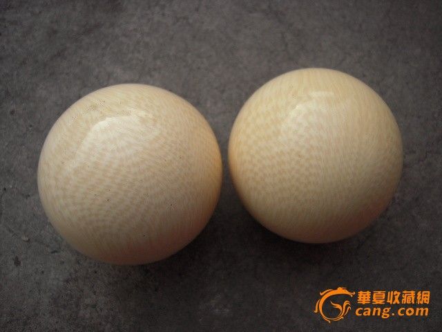 海象牙--手球一对
