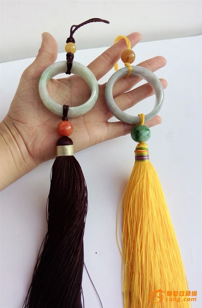 《慕名珠宝》翡翠a货:带翠色,紫色翡翠手镯车挂1120元一个