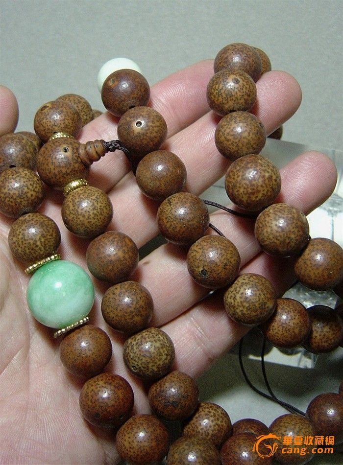 老星月菩提子圆形大朝珠.珠子直径:1.5左右