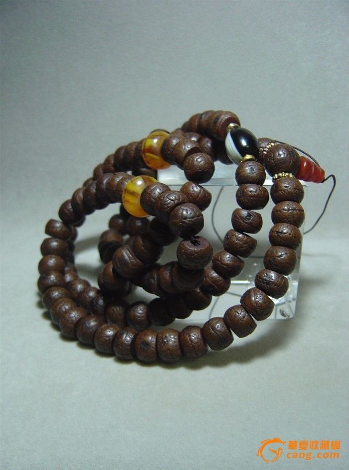 清代老凤眼菩提子朝珠.珠子直径:1.2厘米左右