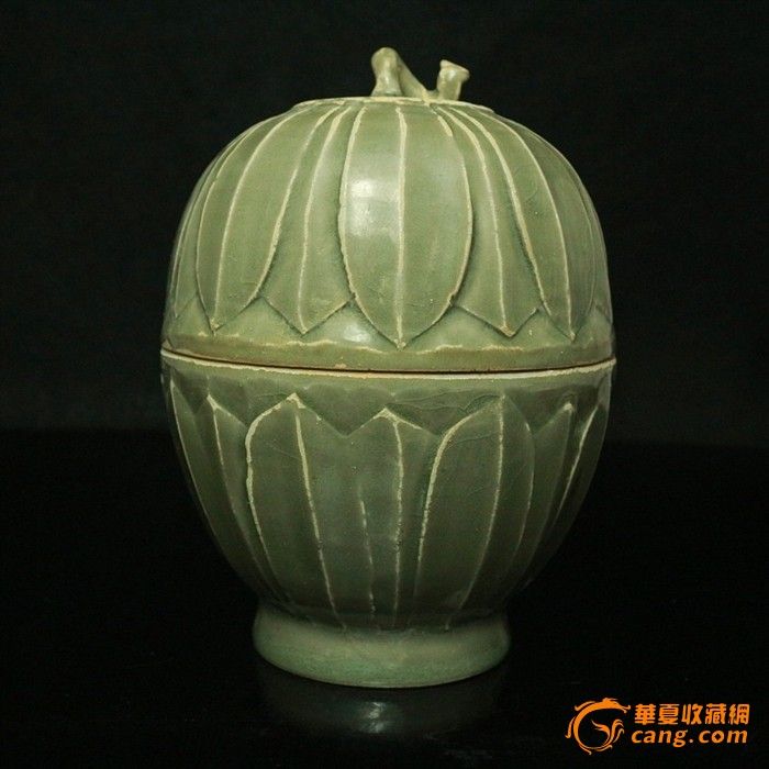 *越窑青瓷莲花盖罐壶