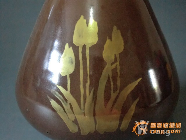 酱釉描金兰花瓶