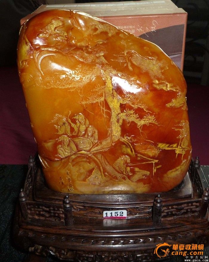 带证书稀有的巨大田黄石摆件