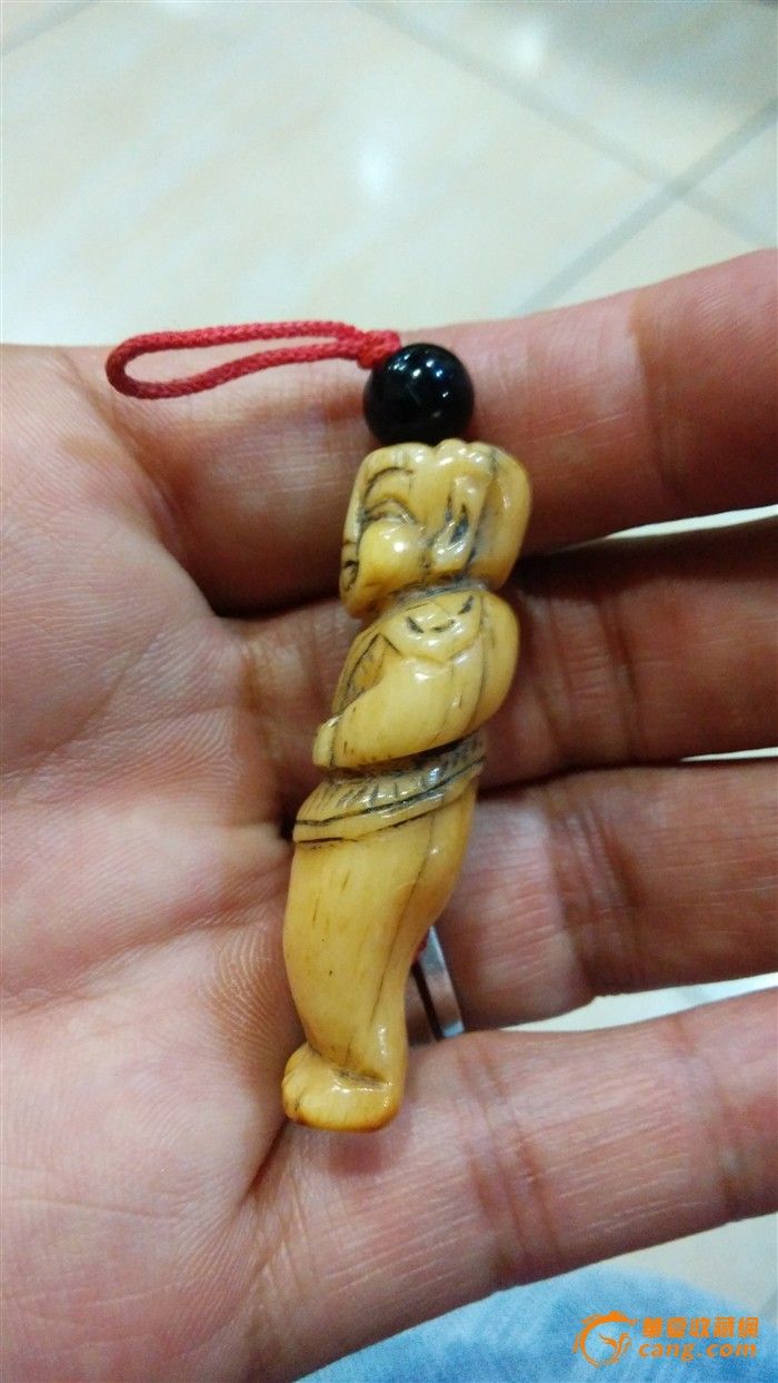 骨雕童子