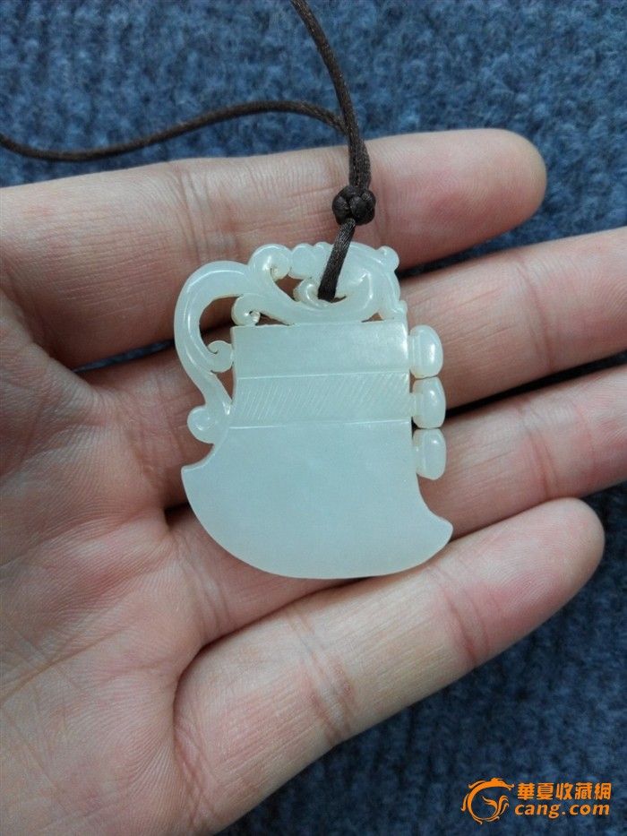 老和田玉斧头佩